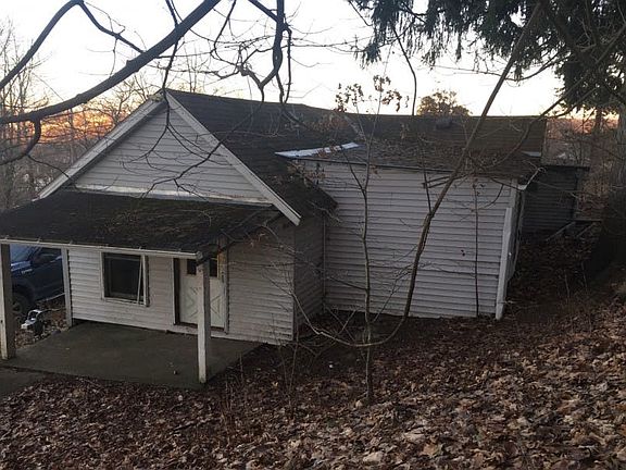 2nd image of 731 S 7th St