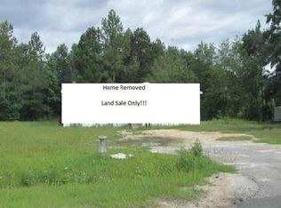 2037 Drain Rd, Smoaks, SC 29481