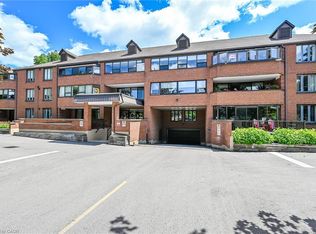 150 Wilson St #308, Ancaster, ON L9G1E2