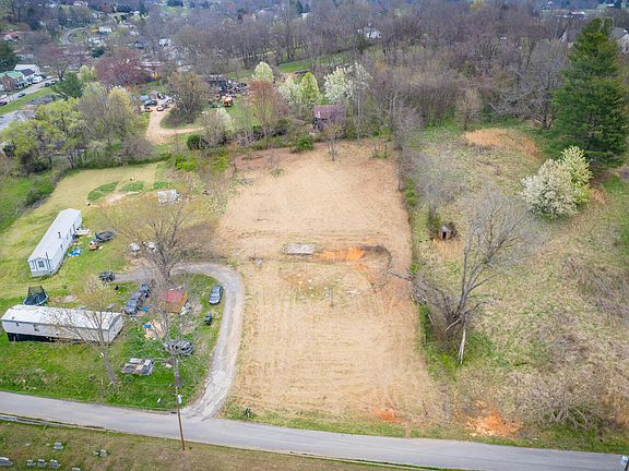 4th image of 119 Humphreys Dr