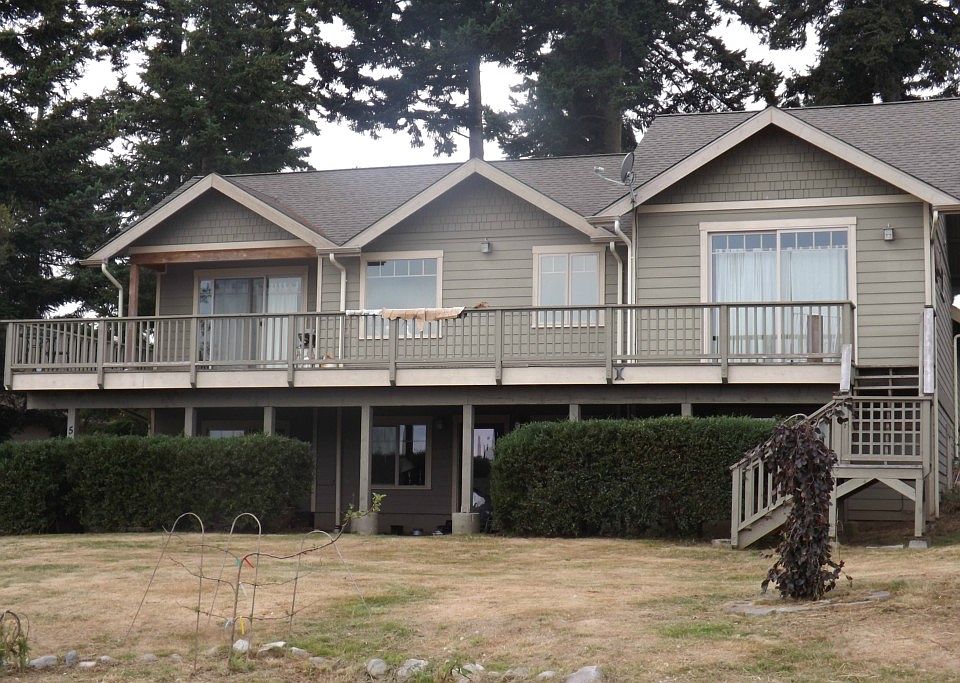 1st image of 572 Kelsando Cir