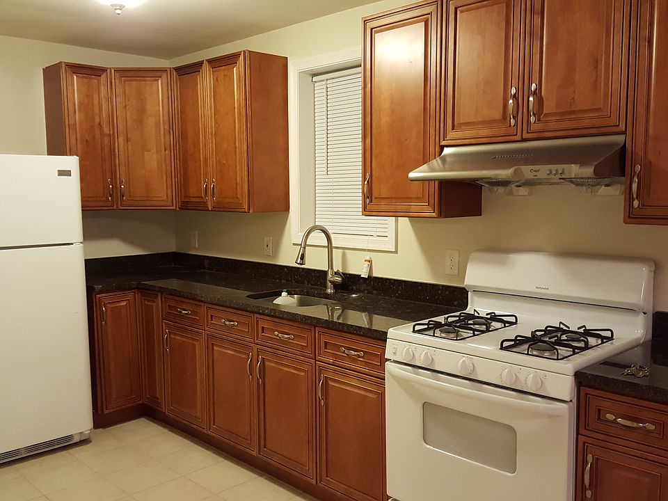 2nd image of 229 Frederick Ave