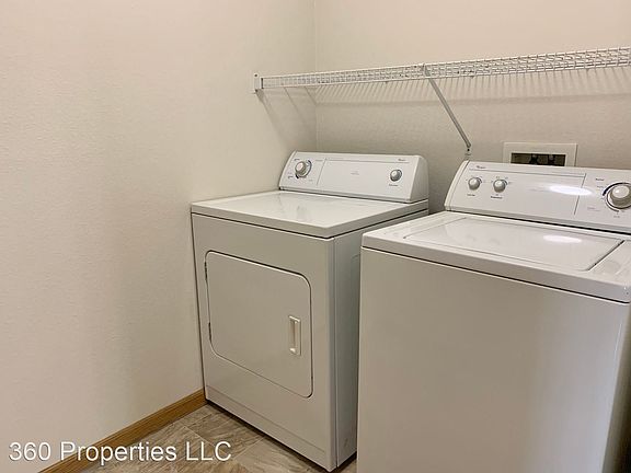 4th image of 3515 10th Ave S APT 109