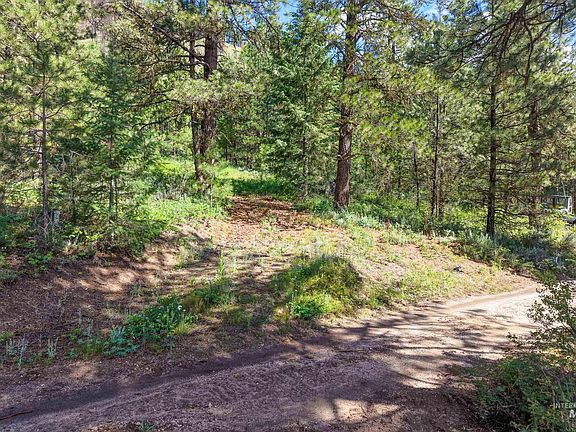 3rd image of LOT 13 Valley Rd