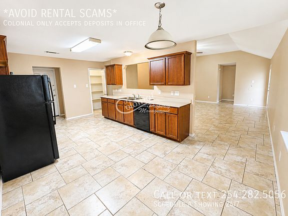 5th image of 1307 Copper Creek Dr