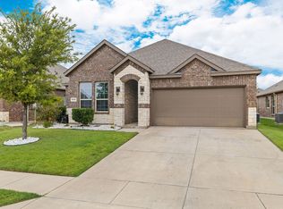2717 Ainsworth Rd, Aubrey, TX 76227
