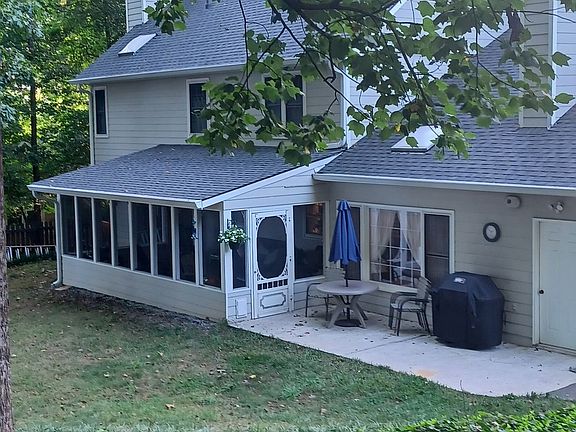 5th image of 3265 Allegheny Dr