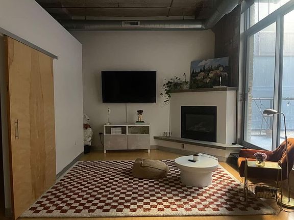 3rd image of 521 7th St S #221