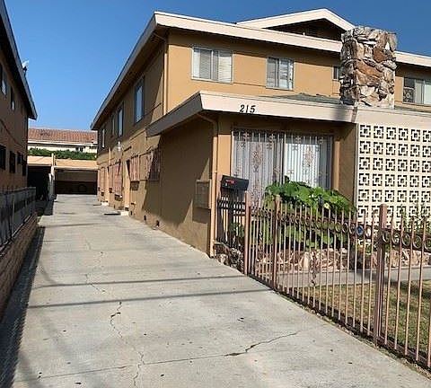 2nd image of 215 N Inglewood Ave APT 3