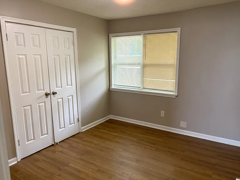 812 Leacrest Ave — Photo 9