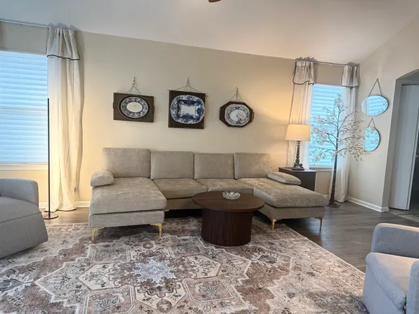 207 Knights Row, Cottonwood Shores, TX 78657