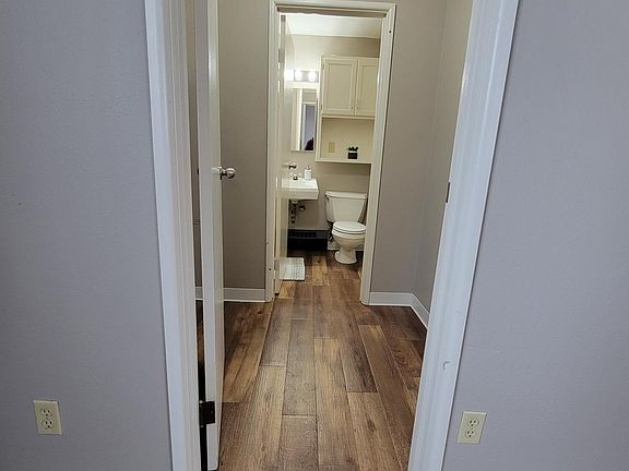 5th image of 1605 7th St N #25