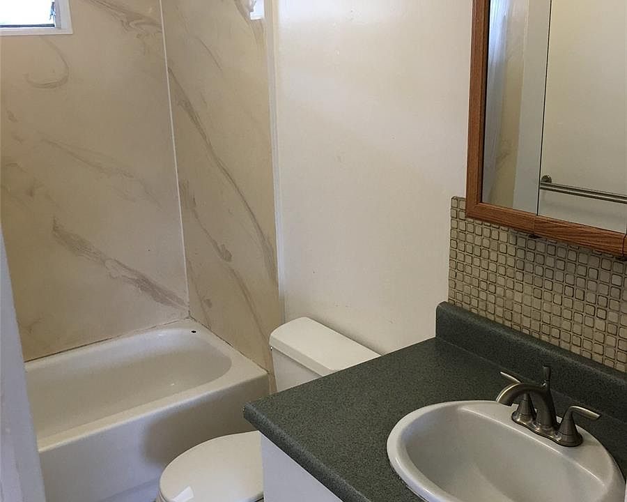 2nd image of 456 Kihapai St