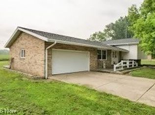 4544 Midpine St, Louisville, OH 44641