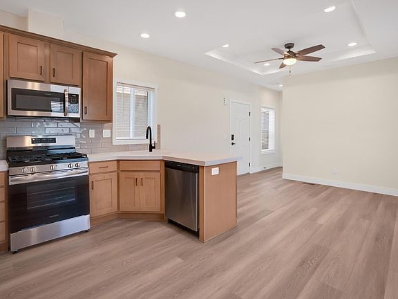 3rd image of 560 30th Ave #53