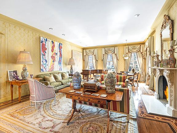 2nd image of 19 E 72nd St #9/10D