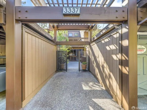3337 Brittan Ave APT 7, San Carlos, CA 94070