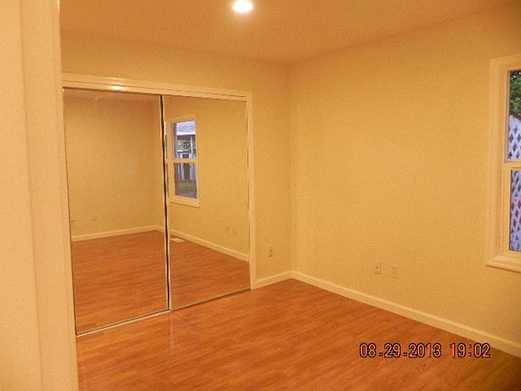 4th image of 9522 Dekoven Dr SW