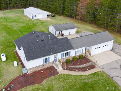 1787 Eighteen Mile Rd, Kent City, MI, 49330