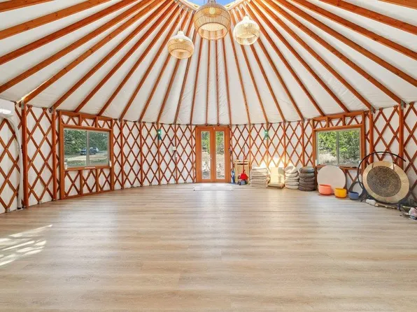 321 Lea Ln, Wimberley, TX 78676