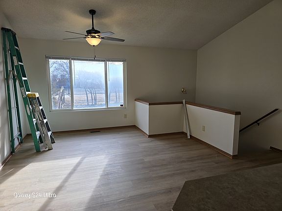 3rd image of 1436 N Glancey St