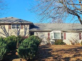 3701 Ridge Dr, Joplin, MO 64801