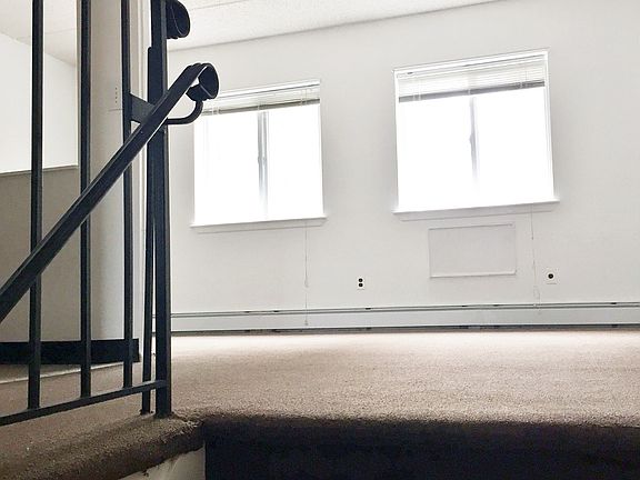 2nd image of 3354 14th St #2