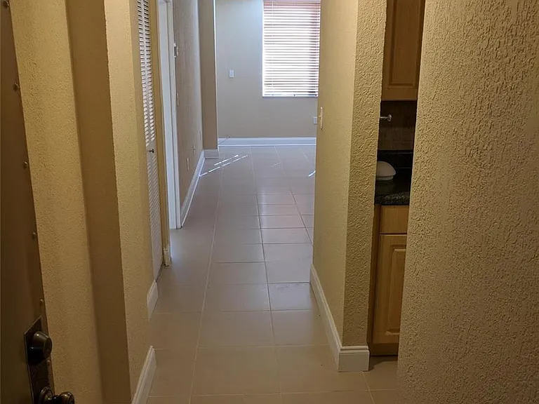 1250 NE 125th St #312C — Photo 2