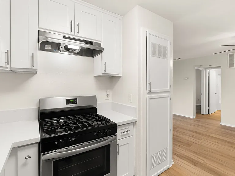 Parkview Palms Apartments- Riverside, CA — Photo 64