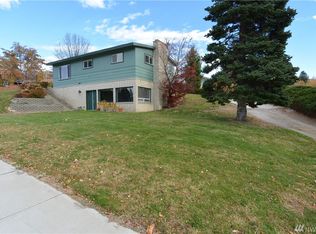 405 E Chelan Ave, Chelan, WA 98816
