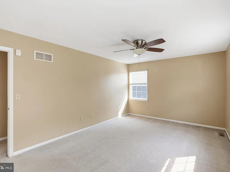 251 N Caroline Pl — Photo 25