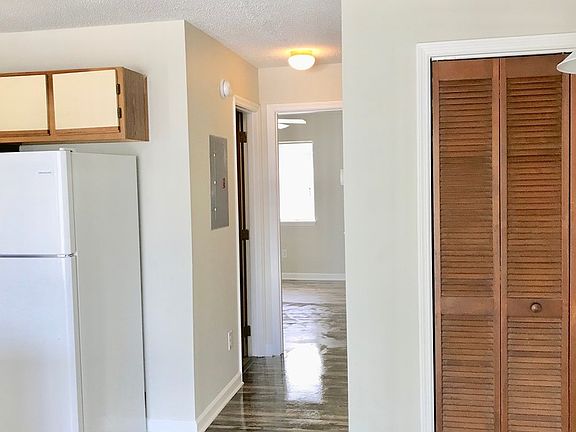 5th image of 1880 Colony Dr APT 10B
