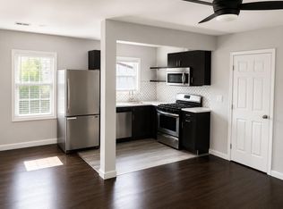 1825 1/2 Santa Rosa St, Houston, TX 77023