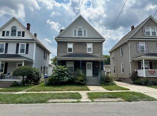 415 6th St, Franklin, PA 16323