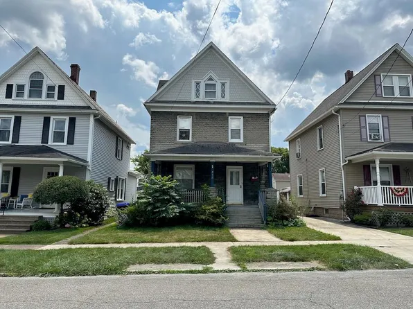 415 6th St, Franklin, PA 16323