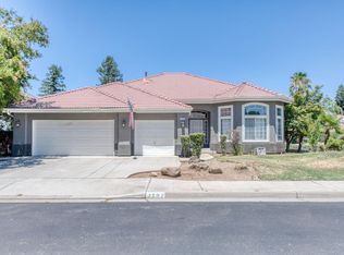 2587 Dovewood Ave, Clovis, CA 93611