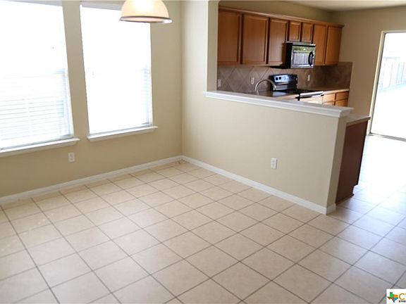 3rd image of 710 Sugar Brook Dr