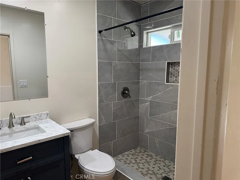 831 W Harvard Pl — Photo 19