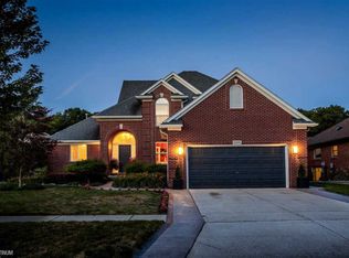 53476 Meadow View Ln, New Baltimore, MI