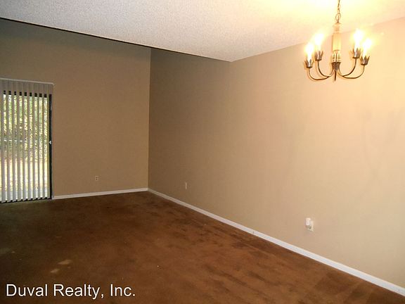 3rd image of 8467 Pineverde Ln
