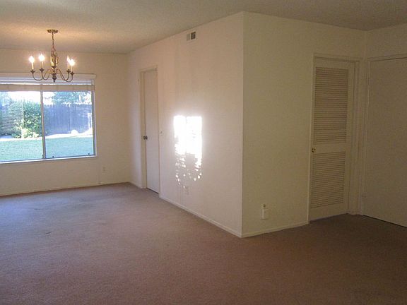 5th image of 23415 Gold Rush Dr