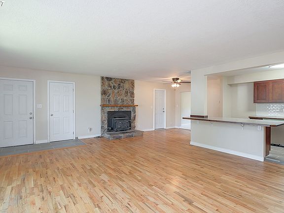 4th image of 1200 NW Rachel St