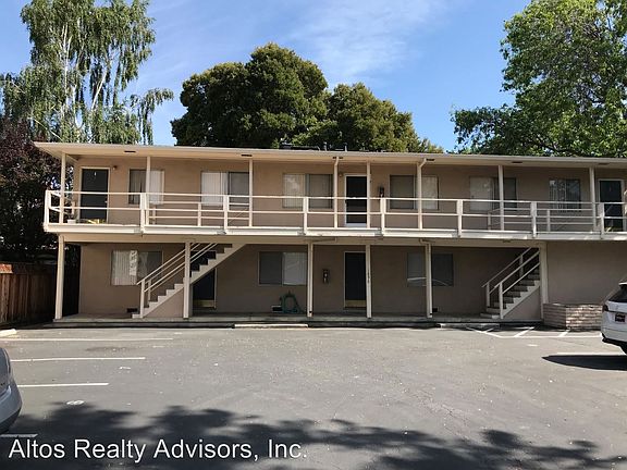 2nd image of 1896 Market St APT 4