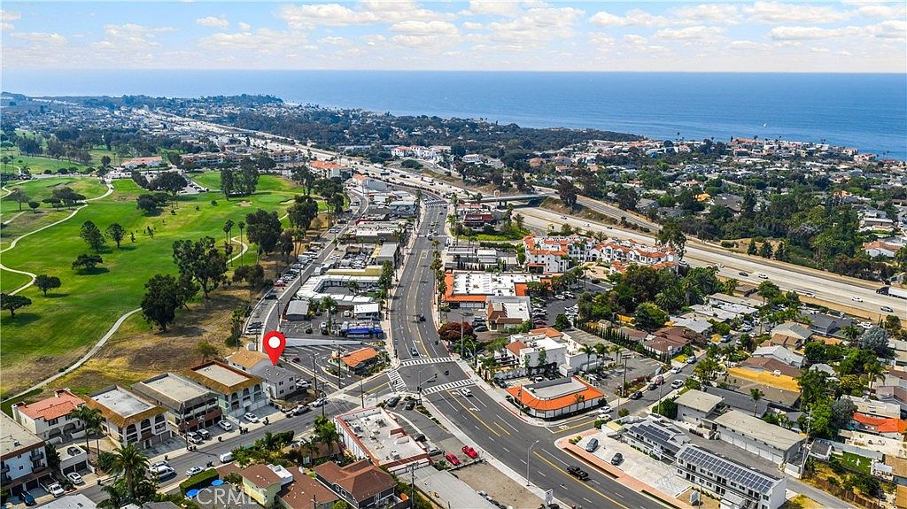 102 E Avenida San Gabriel