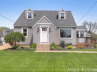3267 Allen St, Hudsonville, MI 49426