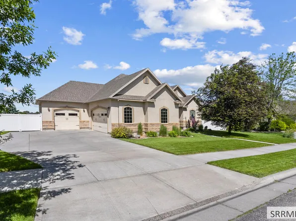 1854 Castelli Dr, Ammon, ID 83406