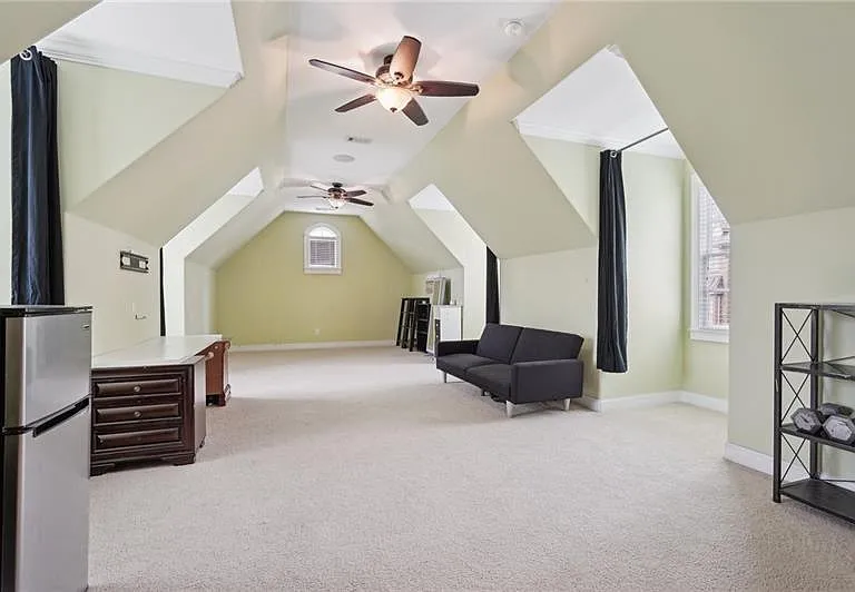 343 Summer Garden Dr — Photo 61
