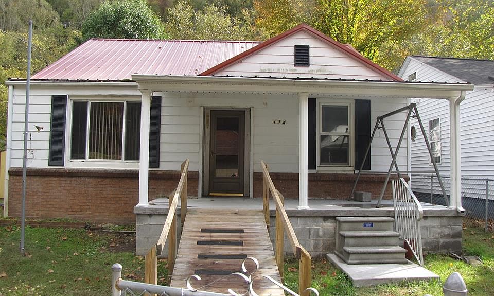 1st image of 95 Sycamore Ave