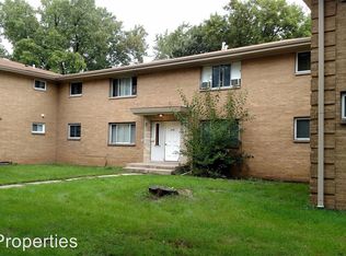 6208 W Bobolink Ave APT 11, Milwaukee, WI 53218