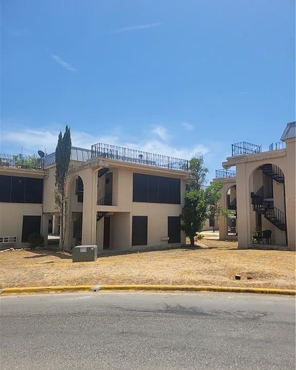 1st image of 5806 Circulo Dr #B-14